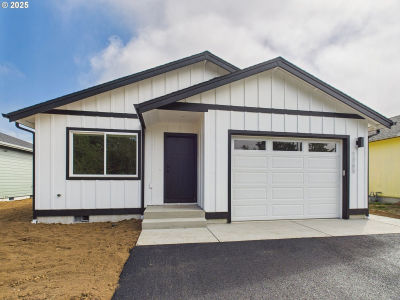 1265 Avenue D Seaside, OR 97138