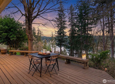 202 Fir Dr NW Gig Harbor, WA 98335