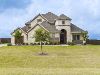 640 Lakota Pkwy Waxahachie, TX 75165