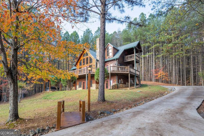 270 Black Bear Ridge Rd Ellijay, GA 30536