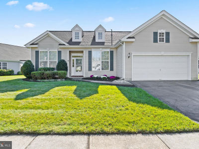 33 Bunker Hill Dr Allentown, NJ 08501