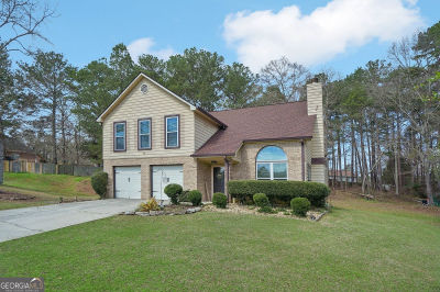 2100 Green Tree Ct Lithonia, GA 30058