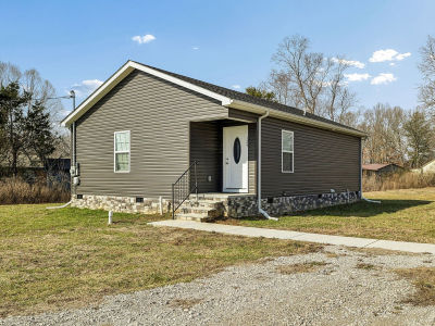 124 Lp Bradford Rd Estill Springs, TN 37330