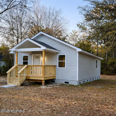 114 Nesmith St Tabor City, NC 28463