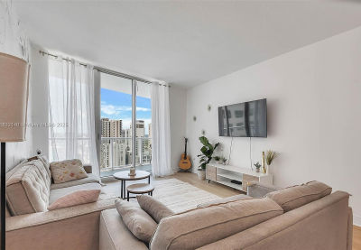 185 SW 7th St APT 2204 Miami, FL 33130