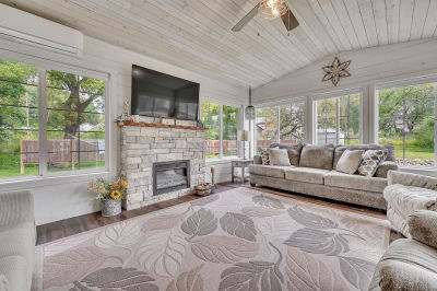 25704 164th St Spirit Lake, IA 51360