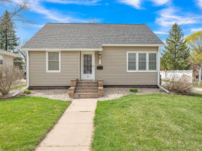 703 Superior St Emmetsburg, IA 50536