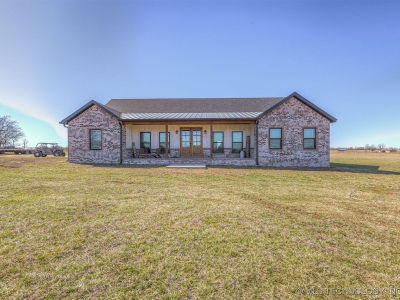 52217 S 690th Rd Colcord, OK 74338