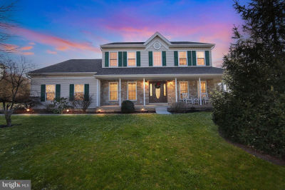 110 Persimmon Dr Collegeville, PA 19426