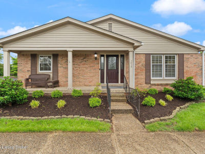 1212 Inverary Ct Hurstbourne, KY 40222