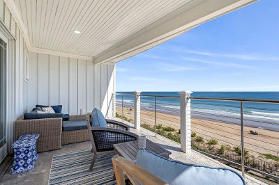 21 Atlantic Ave UNIT 5 Salisbury, MA 01952