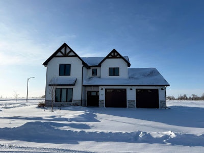1801 36th Ave W Williston, ND 58801