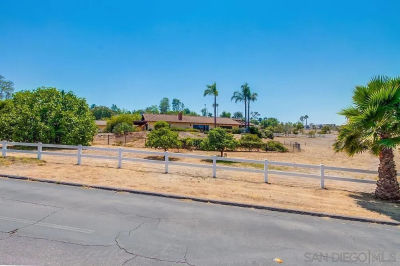 6411 Via De La Reina Bonsall, CA 92003