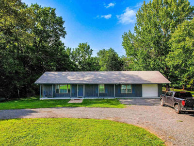 2592 Highway 270 E Mount Ida, AR 71957