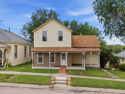 26 N Seneca Ave Newcastle, WY 82701