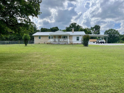 2025 Linda Ln Cmbrlnd Frnce, TN 37051