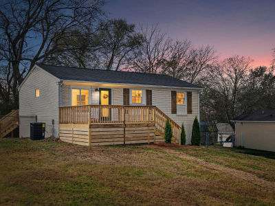 207 Sunset Blvd Gallatin, TN 37066