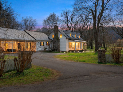 420 Beechwood Rd Bell Buckle, TN 37020