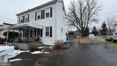 31 Bismark Ave Hamilton, NJ 08610