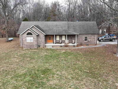 2577 E 600 S Huntingburg, IN 47542