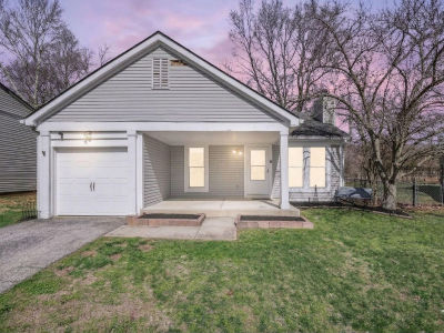 2926 Royalwood Dr Dublin, OH 43017