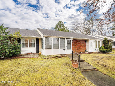 53C Cambridge Ct Lakewood, NJ 08701