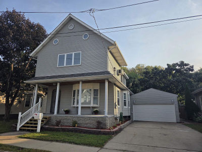 2710 Elm St Dubuque, IA 52001