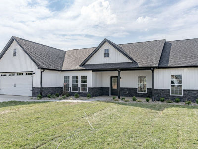 40 Betty Boyd Ln Brandenburg, KY 40108