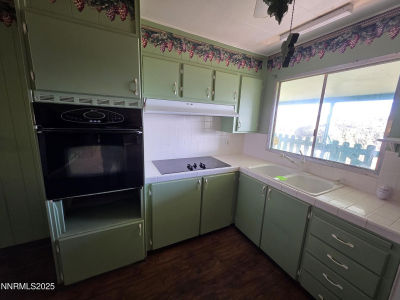 1340 Sandstone Dr Wellington, NV 89444