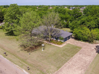1309 Dixie Ln Waxahachie, TX 75165