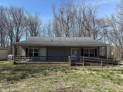 308 N Market St Carthage, IN 46115