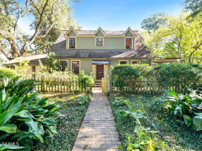 1218 Myrtle Pl Lafayette, LA 70506