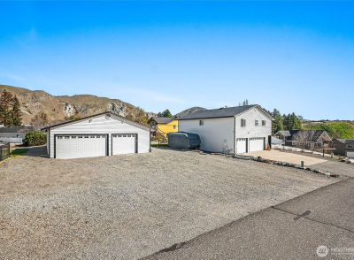 225 E Marine View Pl Orondo, WA 98843