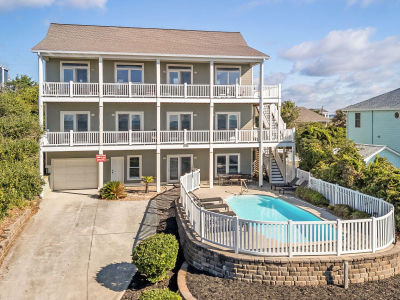 1608 Ocean Dr Emerald Isle, NC 28594