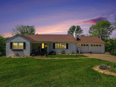 672 Hillcrest Dr Maysville, KY 41056