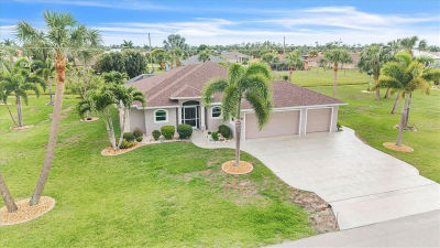 519 W Cashew Punta Gorda, FL 33955