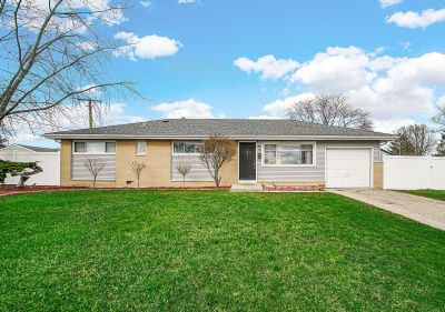 310 Maricopa Ln Hoffman Estates, IL 60169