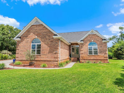 115 Coleman Ct Pawleys Island, SC 29585