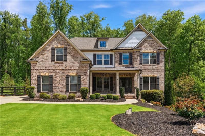 7075 Concord Mountain Trl Cumming, GA 30028