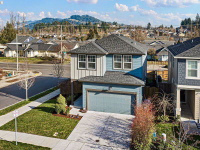 2483 30th Pl Springfield, OR 97477