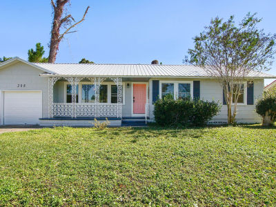 208 N Macarthur Ave Panama City, FL 32401