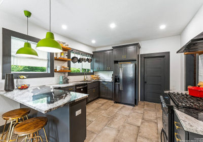 427 Hampshire Ave San Antonio, TX 78210