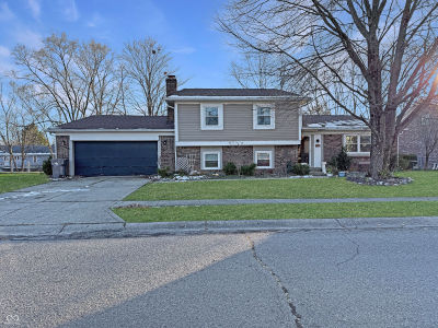 711 Front Royal Dr Indianapolis, IN 46227