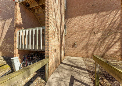 6010 Forest View Rd APT 3A Lisle, IL 60532