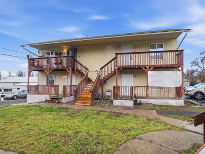 5 2nd St Cheney, WA 99004