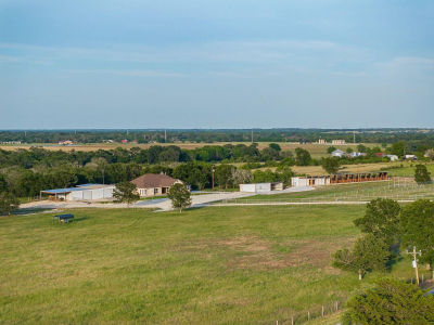 1425 County Road 116 Caldwell, TX 77836