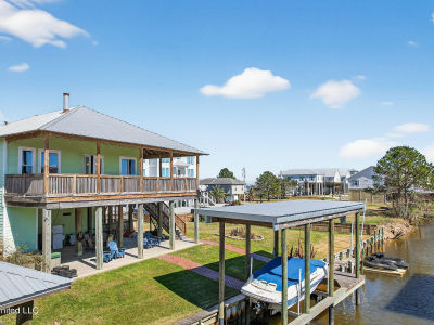 117 Janelle Dr Bay Saint Louis, MS 39520