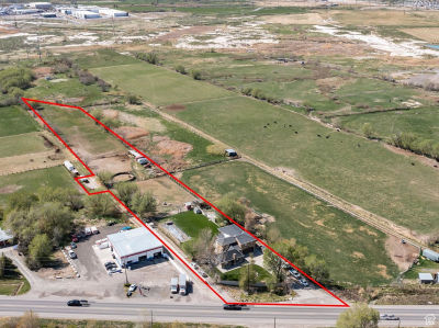 2490 S State St Springville, UT 84663