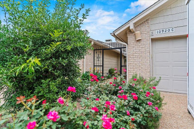 10920 Crown Colony Dr APT C Austin, TX 78747