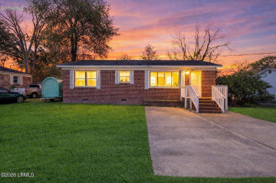 2813 4th St Beaufort, SC 29902